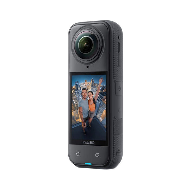 Insta360 X5 + Memory Card & Lens Cap