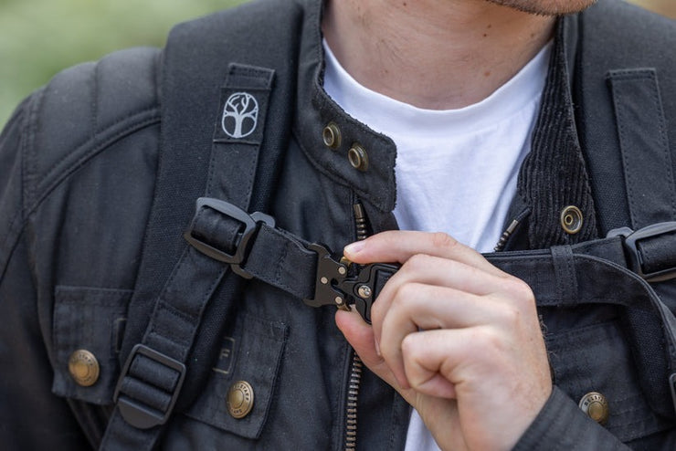 wentworth moto sidekick waxed canvas motorcycle backpack support