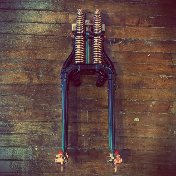 Hardbody Antique Style Springer - Black/Copper