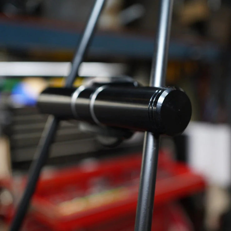 TJ Brutal Customs 3L Lockable Jerry Can and Sissy Bar Mount - Red