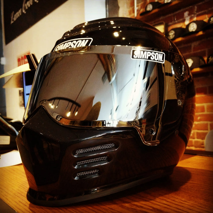 gloss-black-simpson-outlaw-bandit-motorcycle-helmet-with-silver-visor